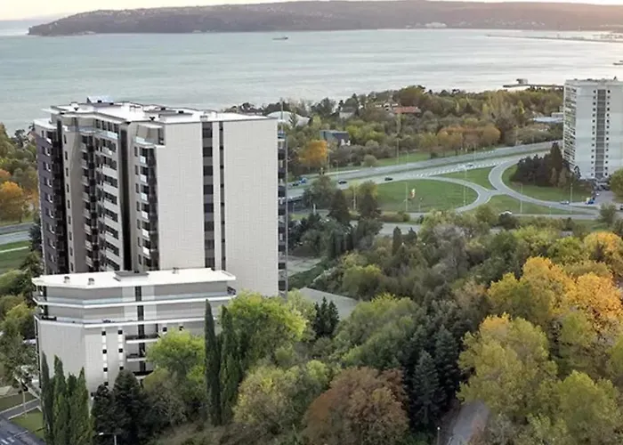 Simphony Daire Varna